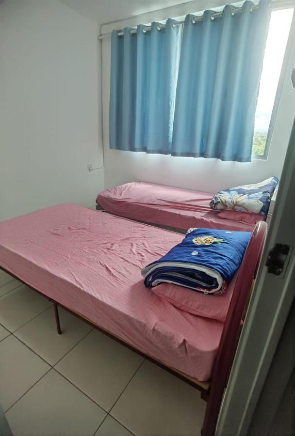 Ike Village Homestay Near With Uitm Kota Samarahan Luaran gambar